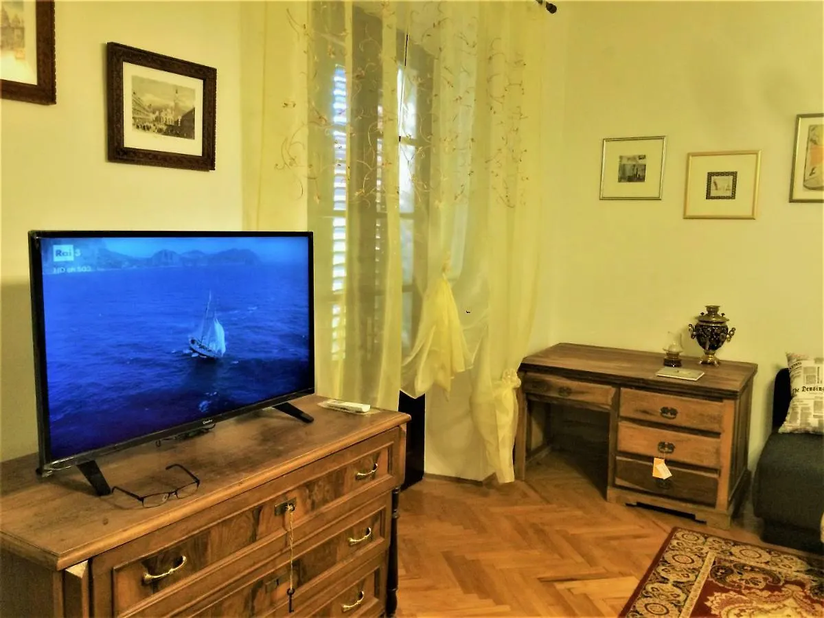 Noemi City Apartments Pula