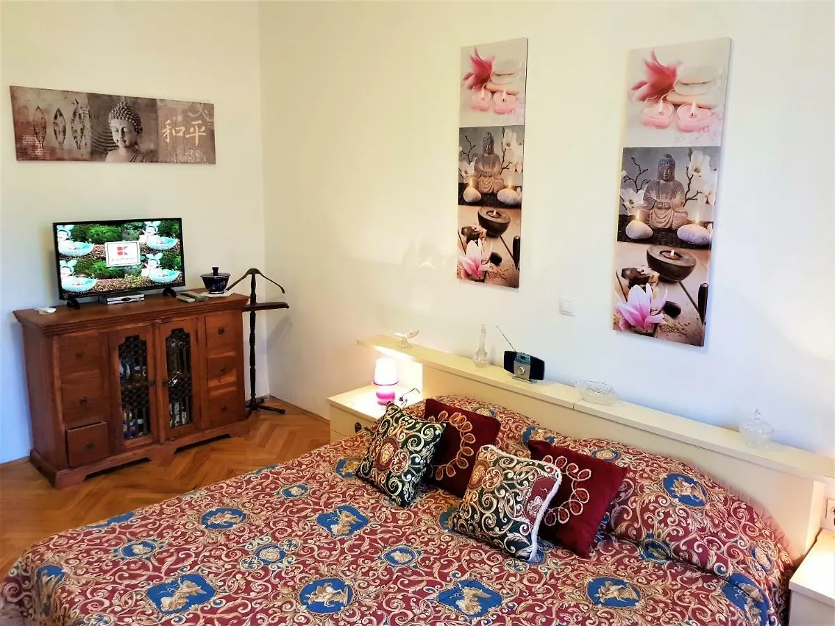 Noemi City Apartments Pula