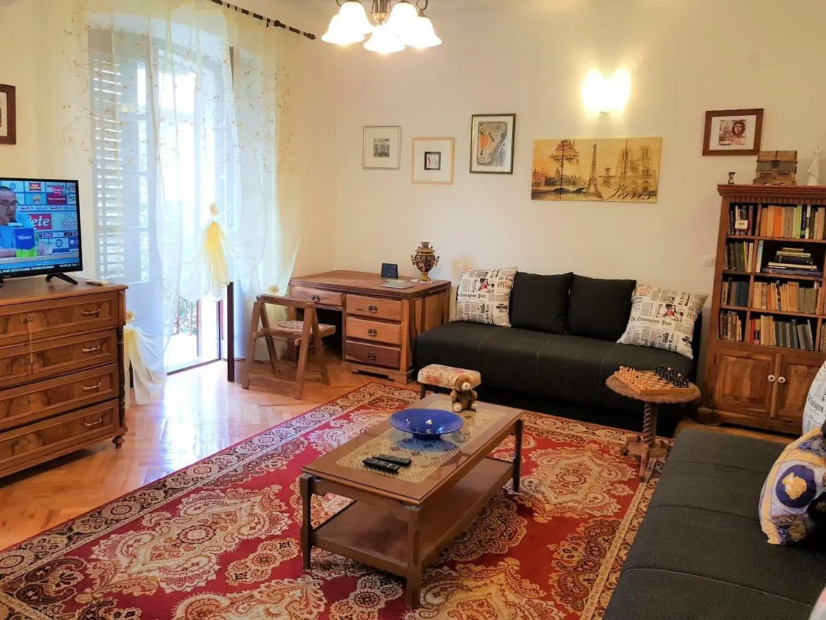 Noemi City Apartments Pula