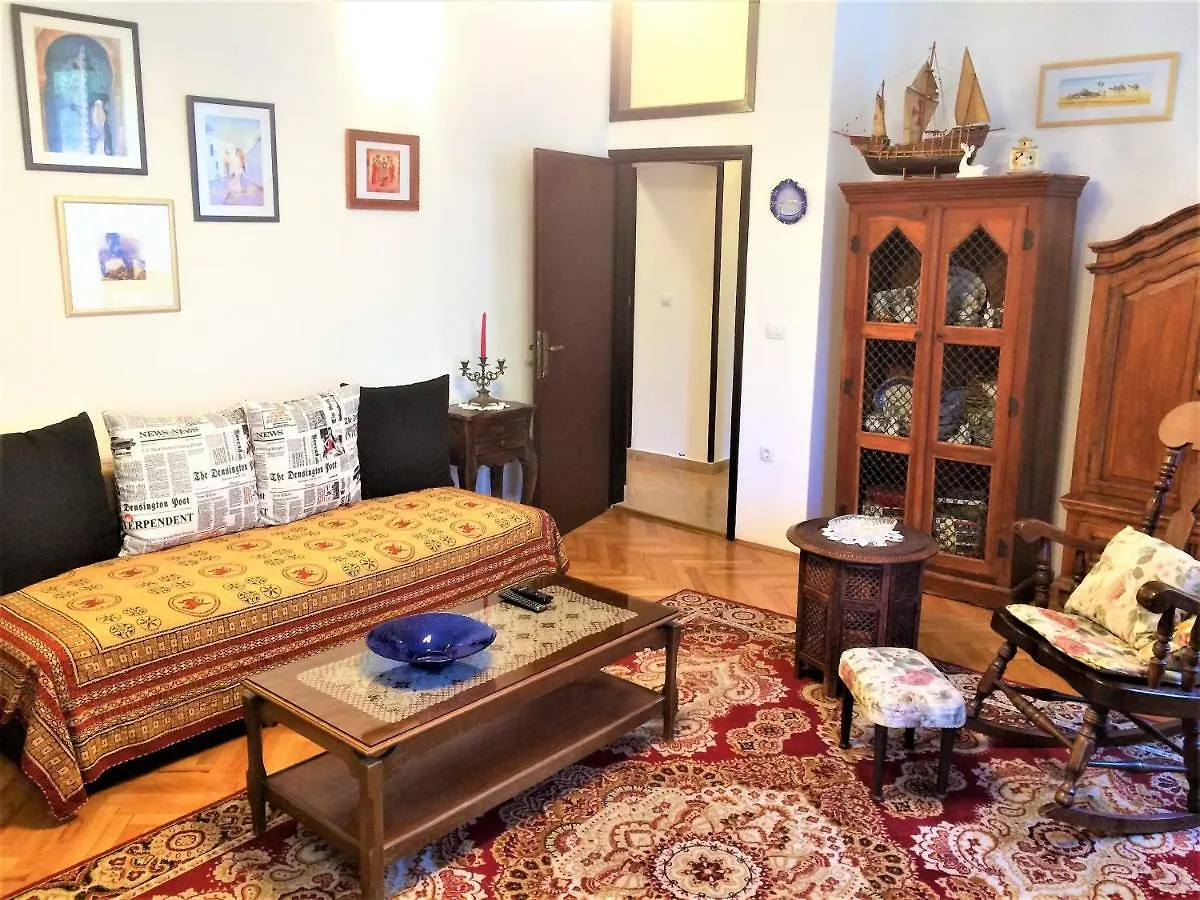 Noemi City Apartments Pula